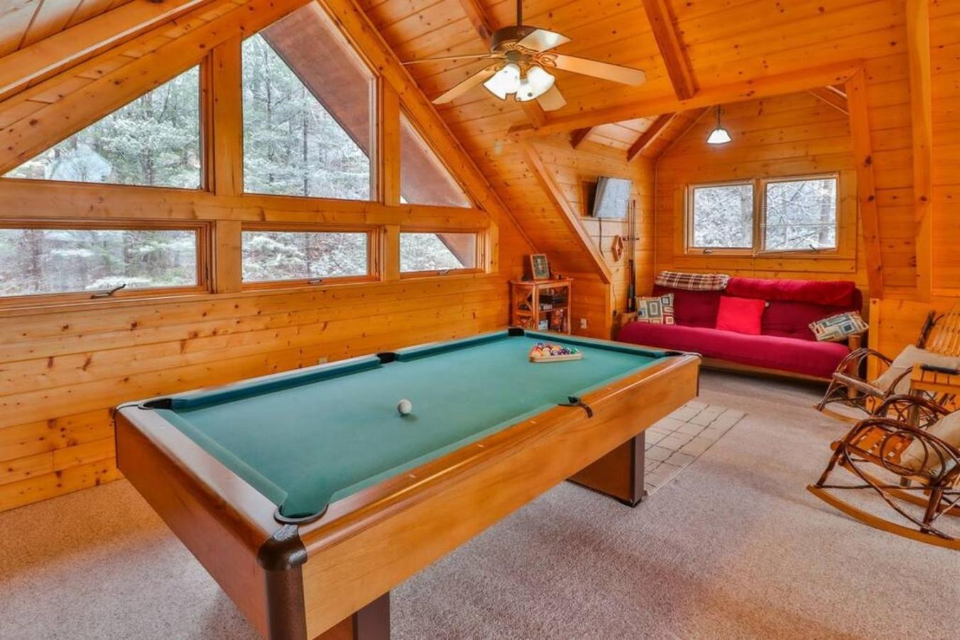 Romantic, Honeymoon Cabin In The Smokies! Gatlinburg Εξωτερικό φωτογραφία