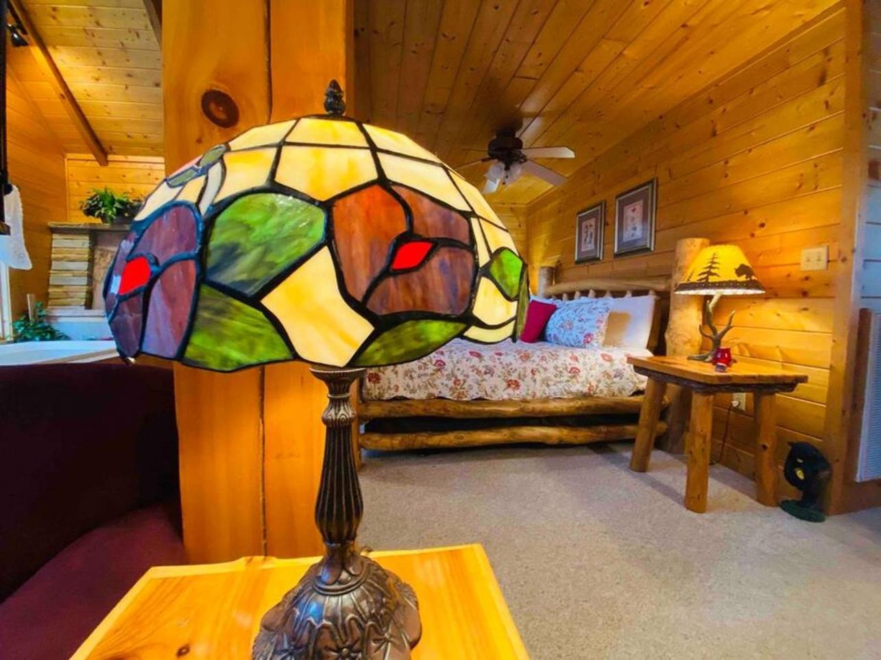 Romantic, Honeymoon Cabin In The Smokies! Gatlinburg Εξωτερικό φωτογραφία